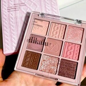 New - Dikalu - Luxurious 9 Color Eyeshadow Palette - Berries / Browns